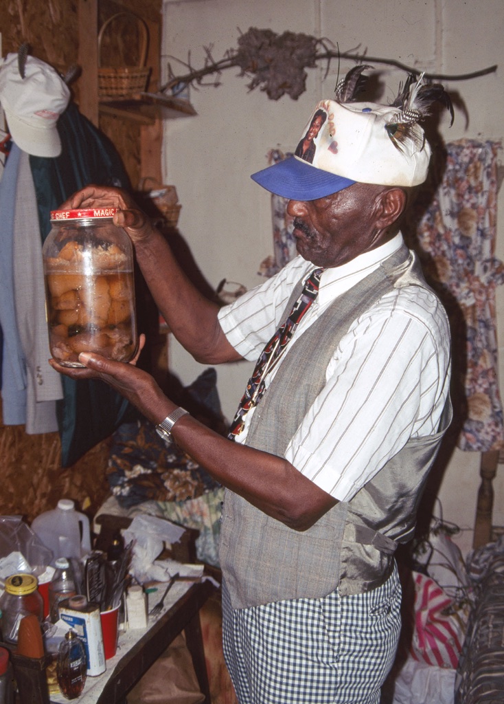 OG - Osker Gilchrist and healing paraphernalia - Master Image