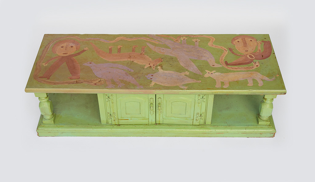 MT - Painted coffee table - Master Image