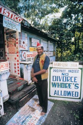 Royal Robertson in front of his house (Image: Michael Smith)