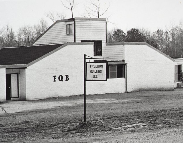 The Freedom Quilting Bee sewing center The Freedom Quilting Bee sewing center