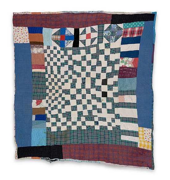 Ruth Pettway Mosely - "Housetop" medallion checkerboard with "Monkey Wrench" blocks - Master Image
