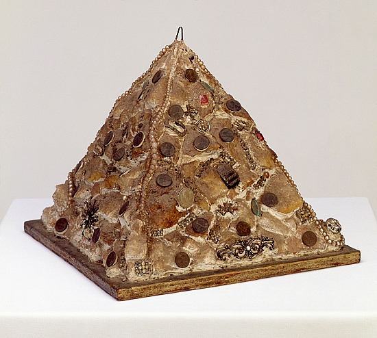 EMB - Pyramid - Master Image